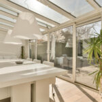 Comment profiter pleinement de votre véranda à Villefranche de Rouergue selon les saisons ?